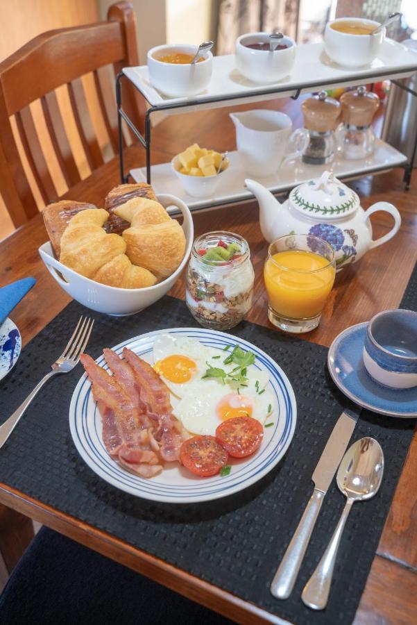 Alpine Rock B&B Te Anau Esterno foto