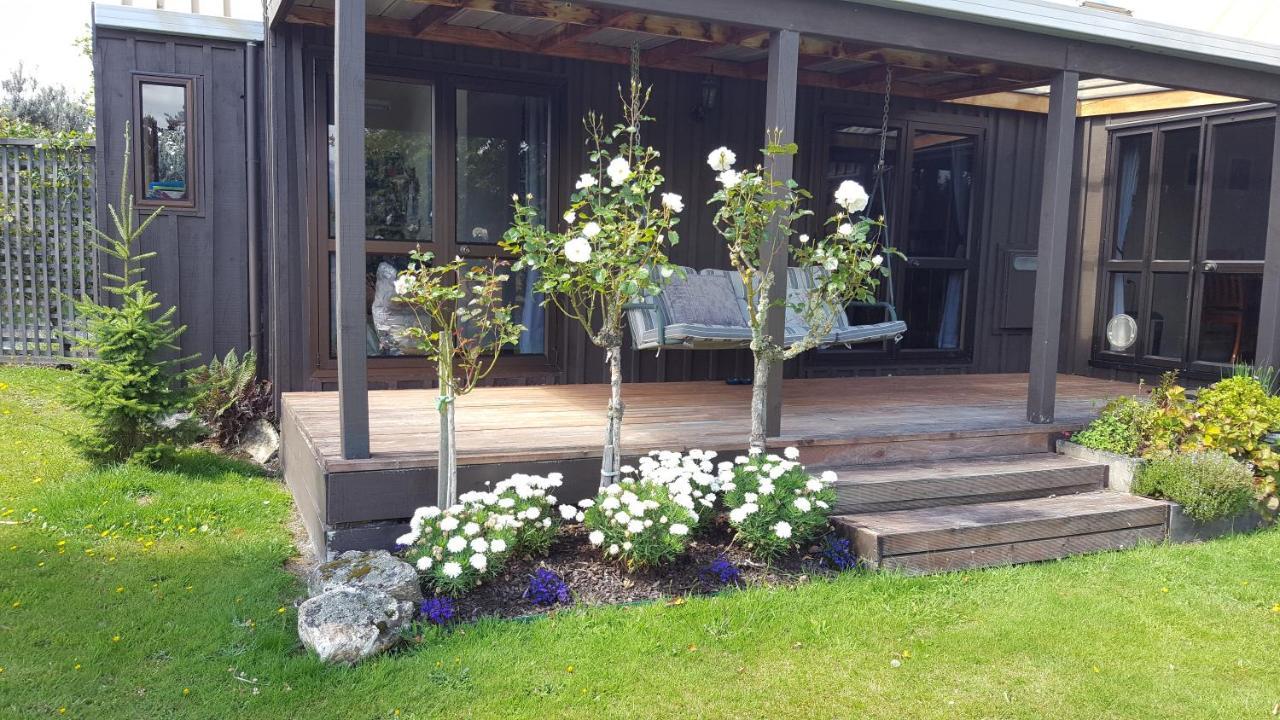 Alpine Rock B&B Te Anau Esterno foto