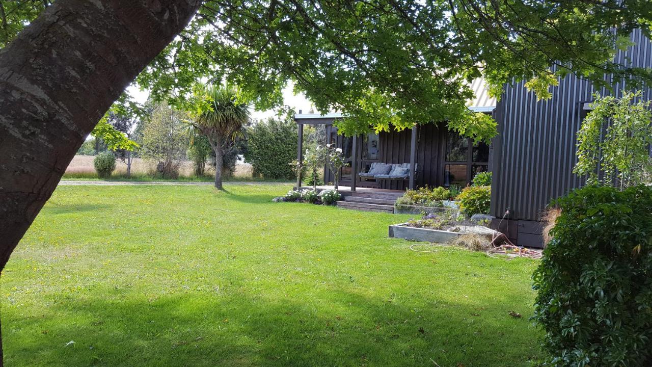 Alpine Rock B&B Te Anau Esterno foto